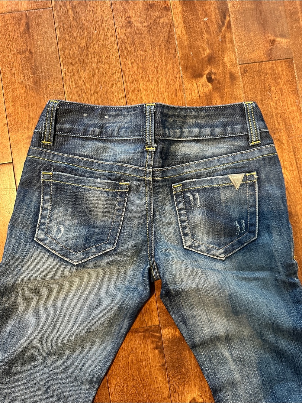 Guess Women's Pismo Straight Jeans - Picture 3 of 6